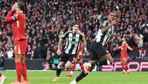 九游体育网页-记者：纽卡确实一直在告诉所有人，伊萨克是非卖品