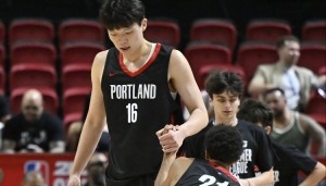 曾令旭：杨瀚森能把队友招呼起来 这是一种能力 这种性格能成事